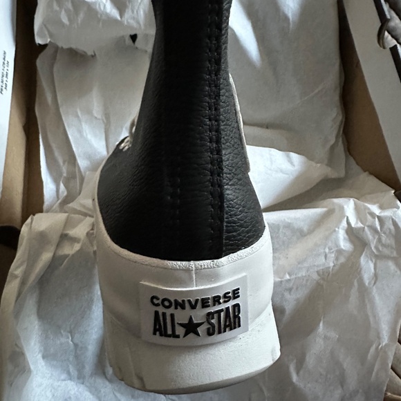 Converse Women's Chuck Taylor All Star Lugged Hi Sneakers - Picture 7 of 8